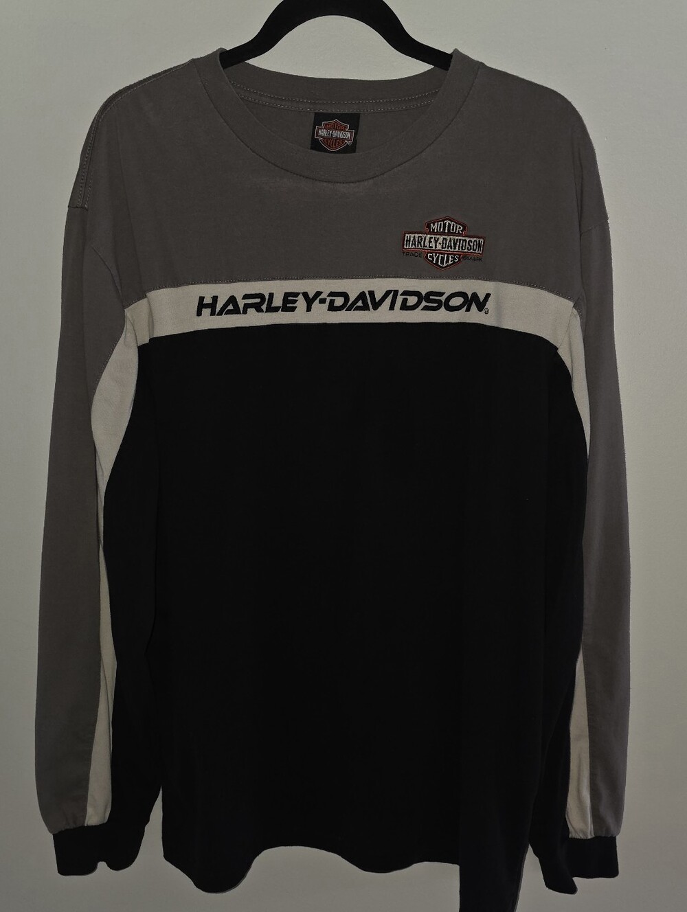 Harley-Davidson Gray, Black & Cream Long Sleeve Logo Shirt Sz XXL